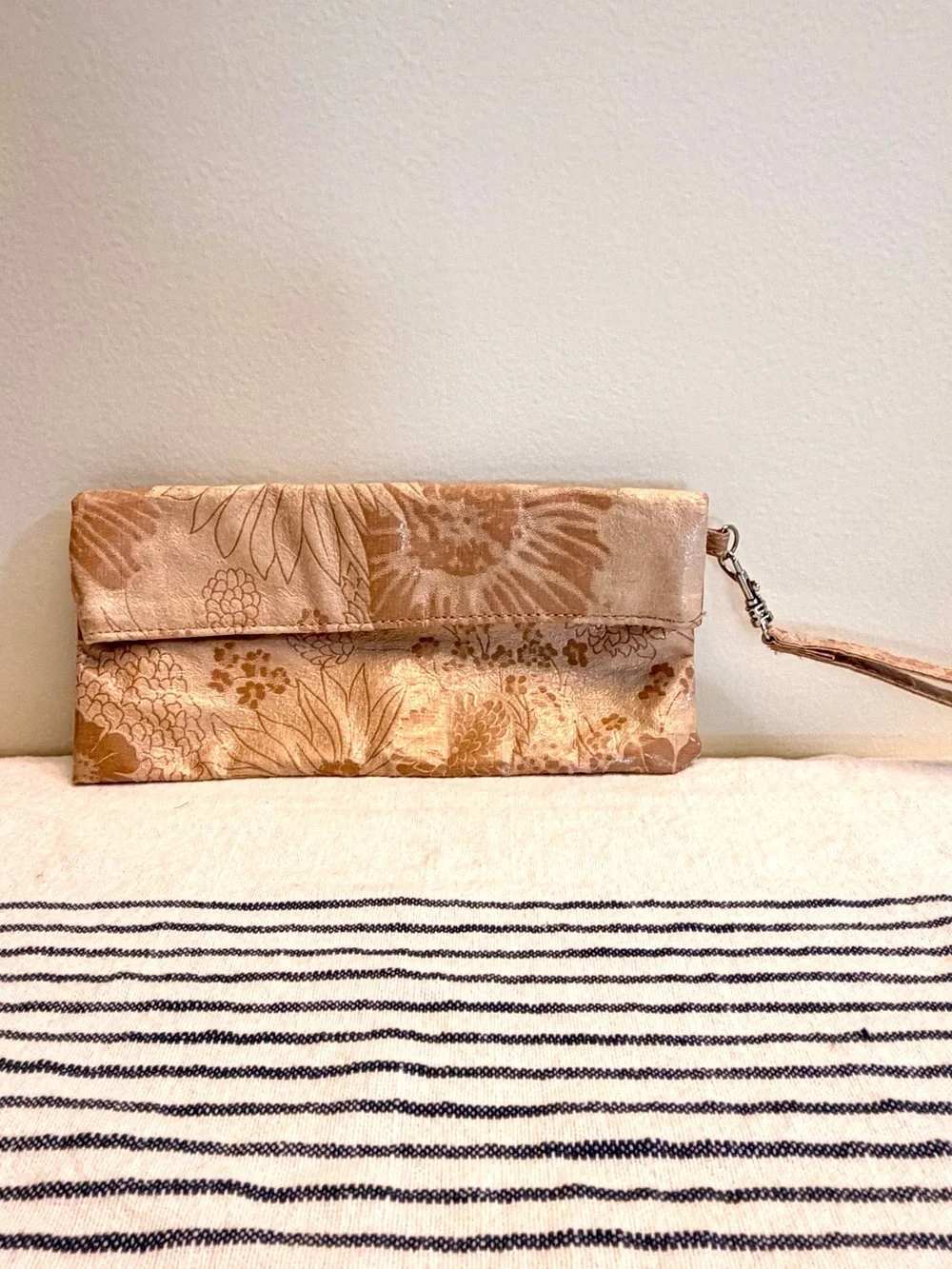Metallic Gold Floral Foldover Clutch Wallet Wristlet Organizer Evening Bag